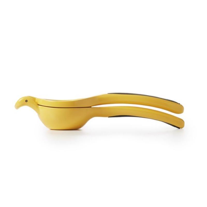 PLASTIC LEMON SQUEEZER